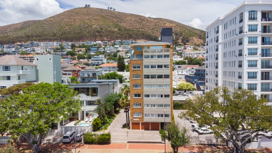 2 Bedroom Property for Sale in Three Anchor Bay Western Cape